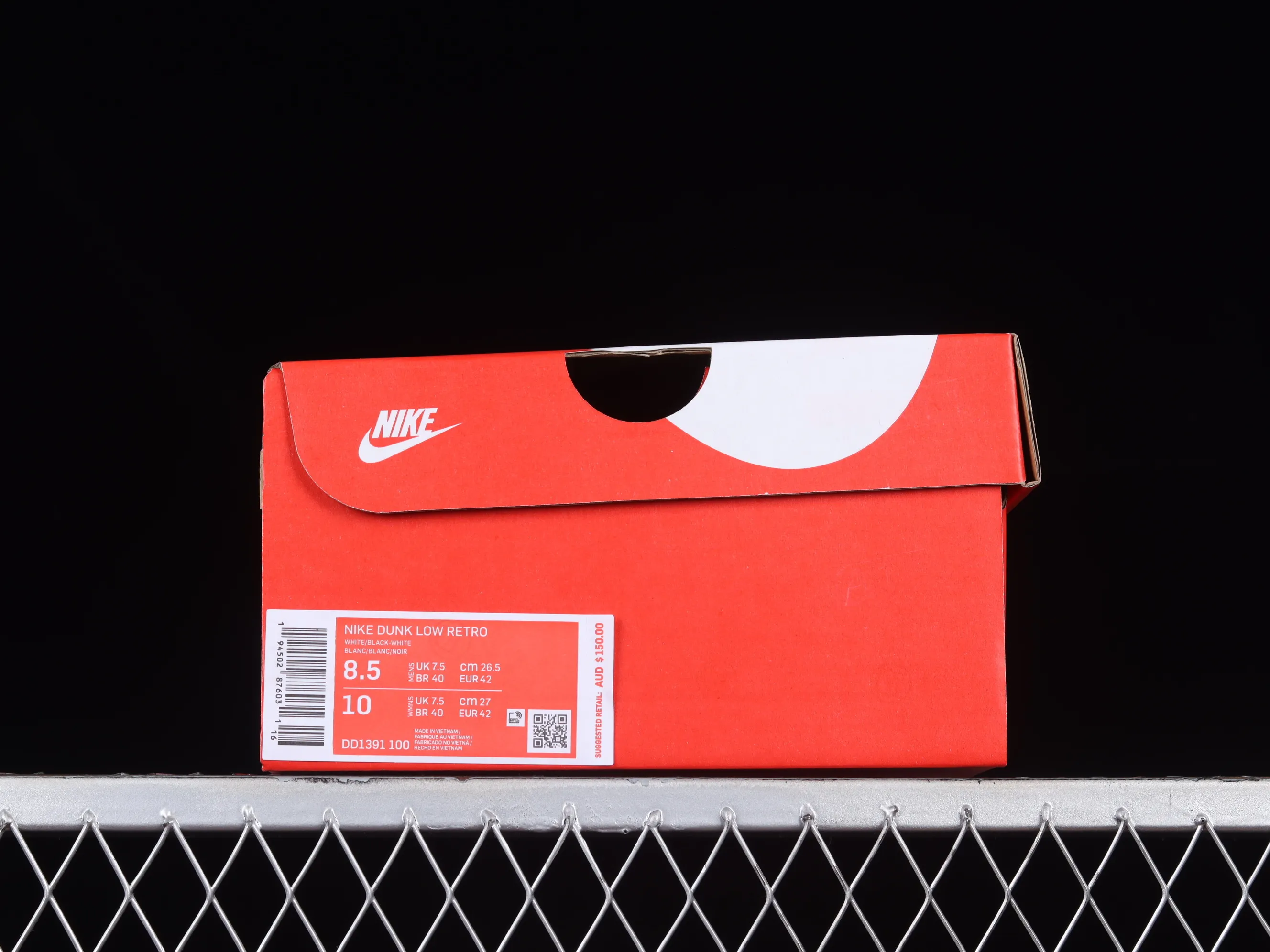 All categories Nk SB Dunk series Nk SB Dunk Low low-top sneakers M version Nk SB Dunk Low black and white panda SB smashed backboard fashion casual sneakers DD1391-100